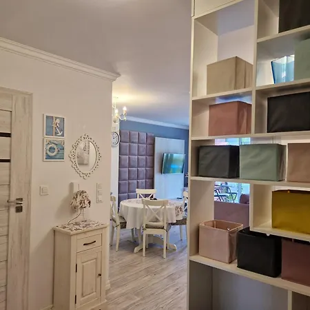 Lägenhet Apartament Klaudynka Jantar